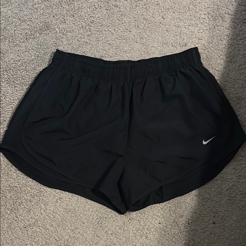 Nike Black Athletic Shorts Lightweight Elastic Waist